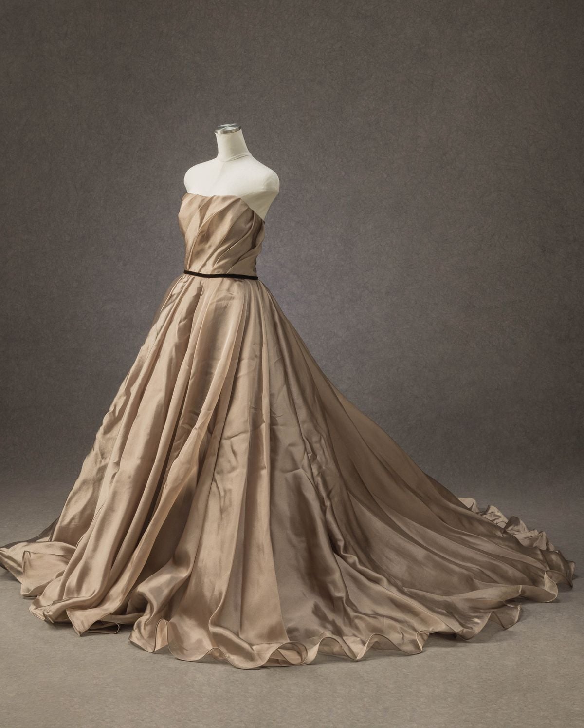 C-112 - カラードレス