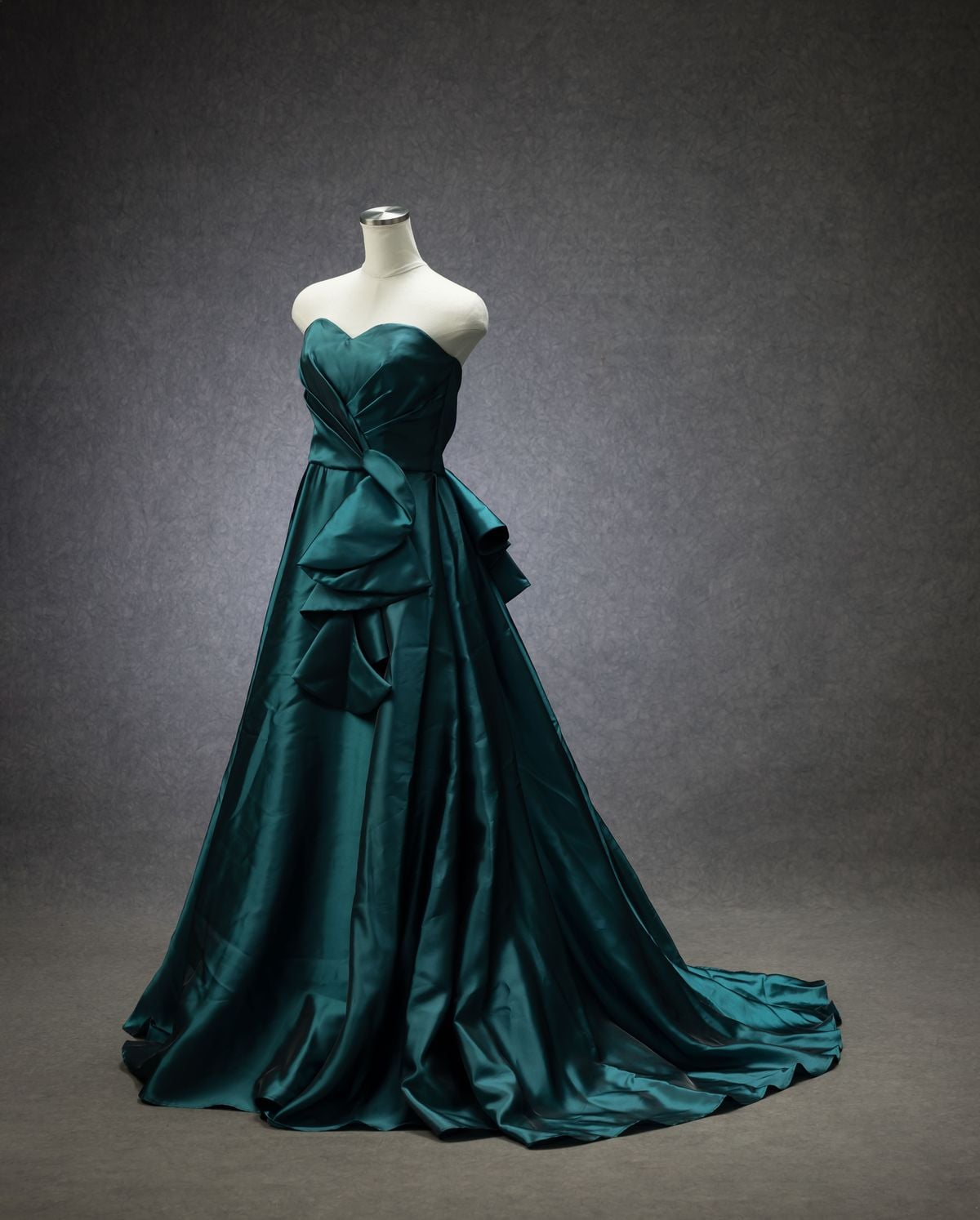 C-64 - カラードレス