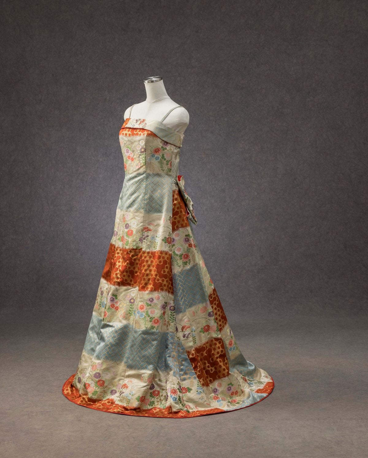 C-79 - カラードレス