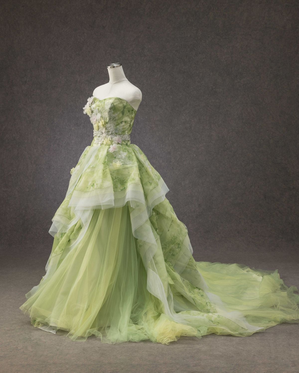 C-84 - カラードレス