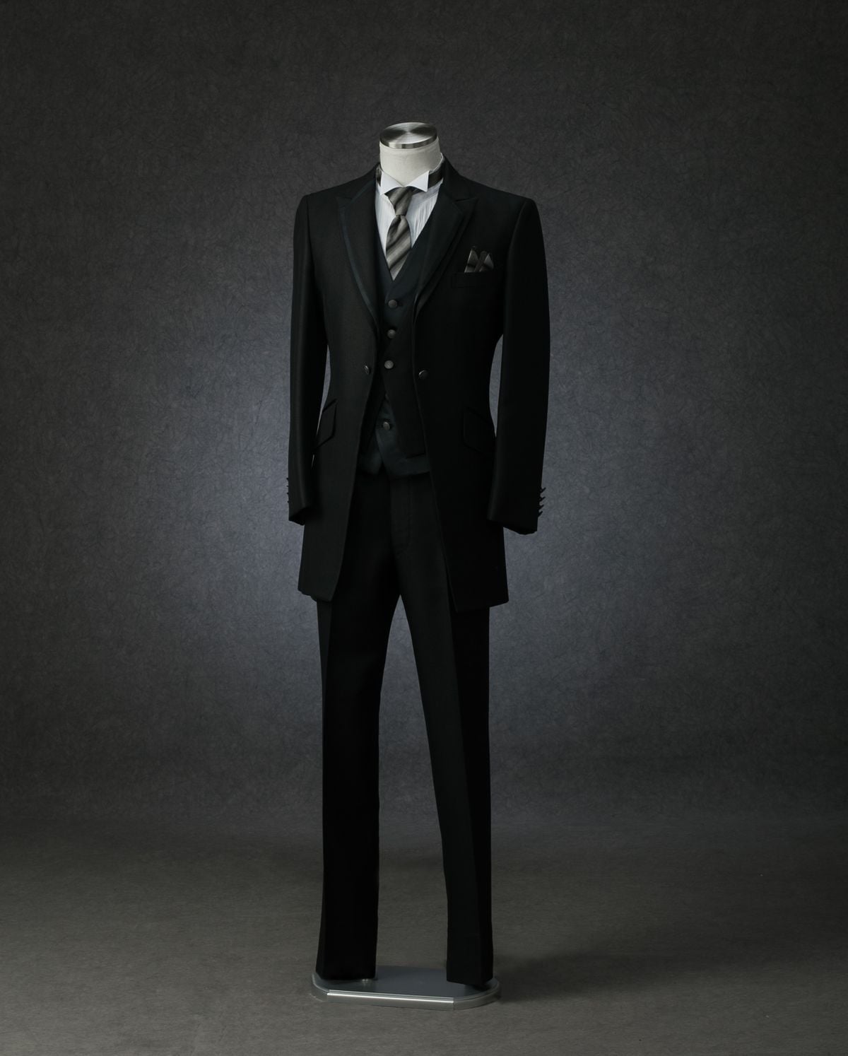 TX-3 - タキシード