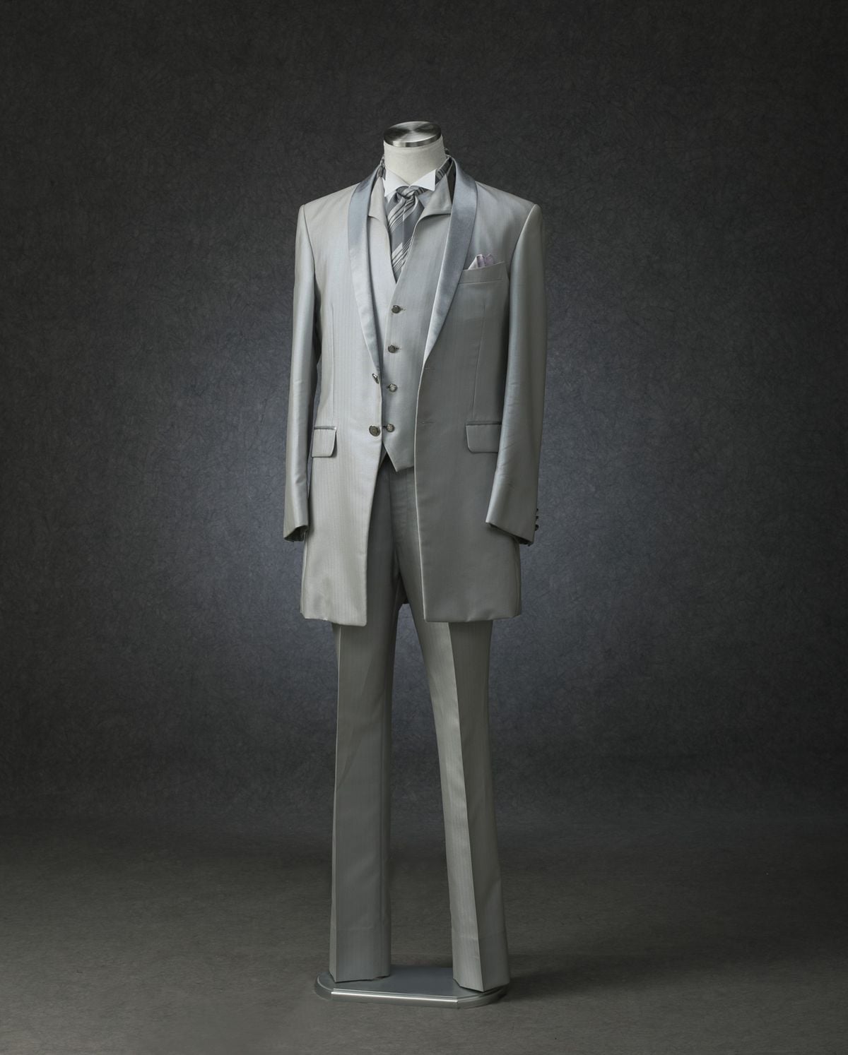 TX-8 - タキシード