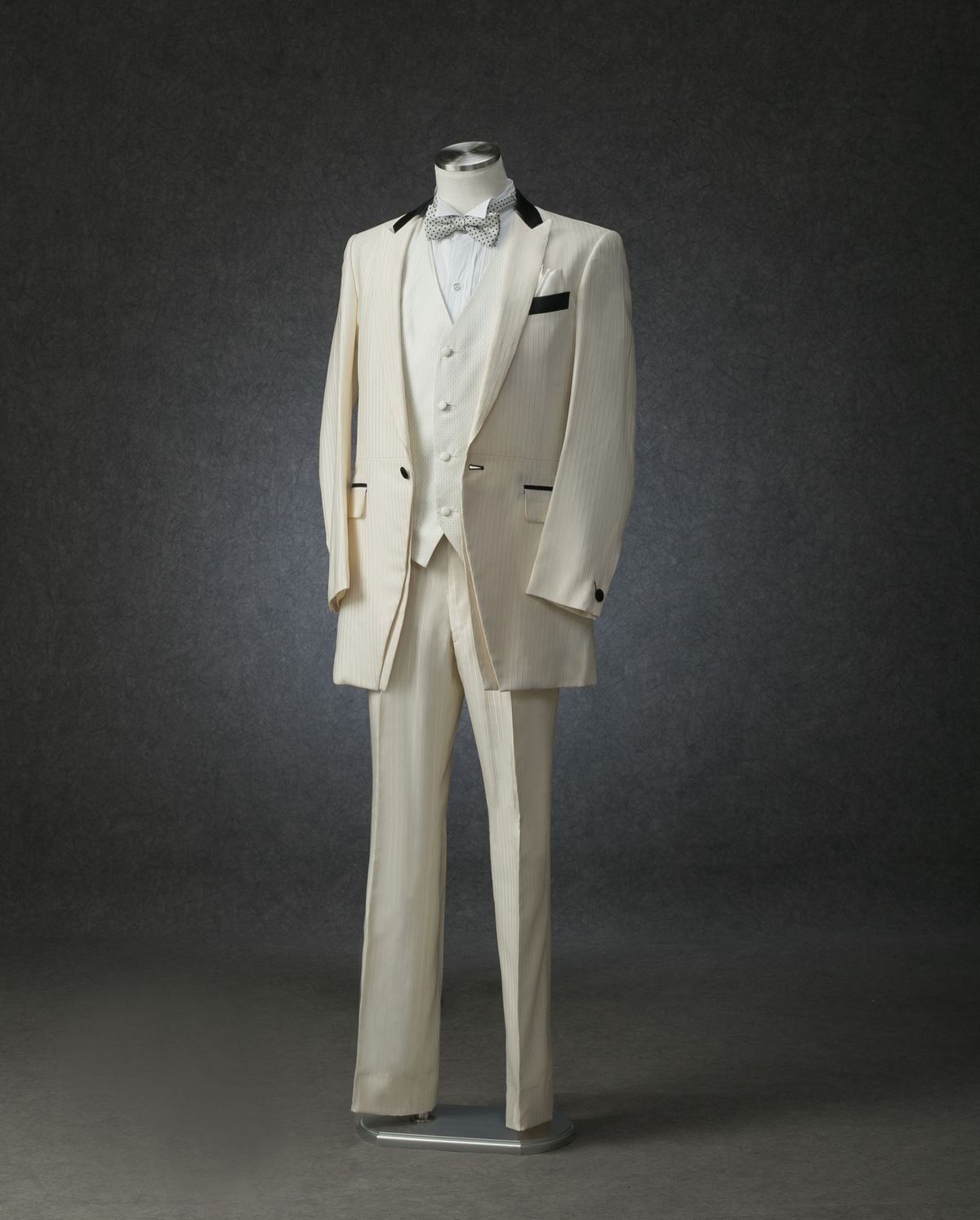 TX-9 - タキシード