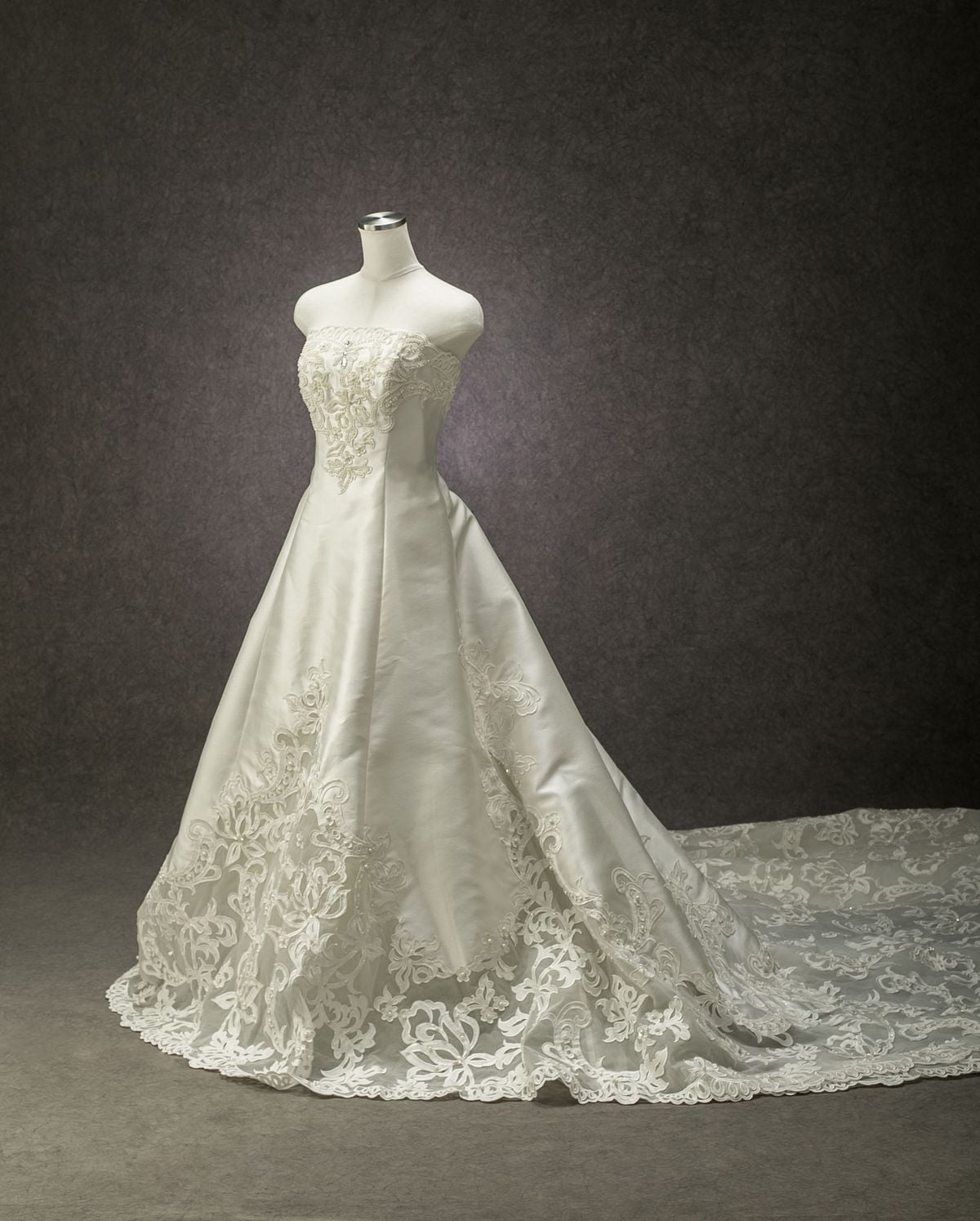 W-101 - ウェディングドレス