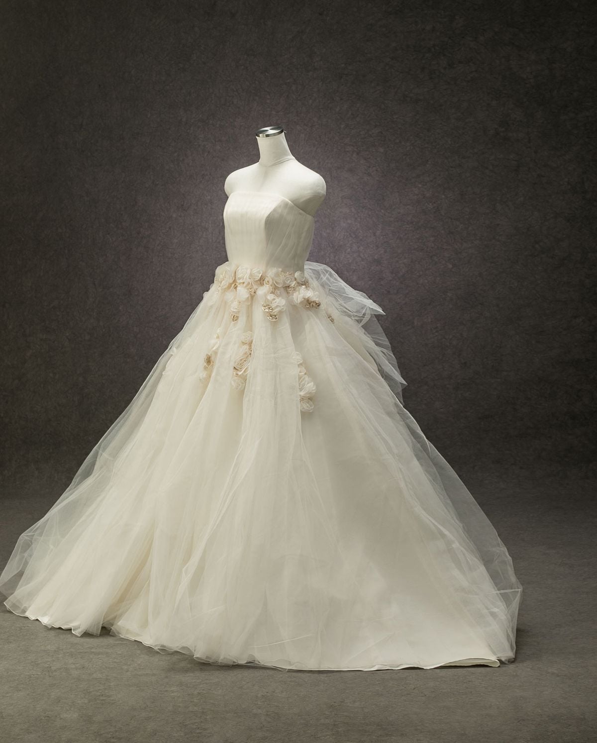 W-110 - ウェディングドレス