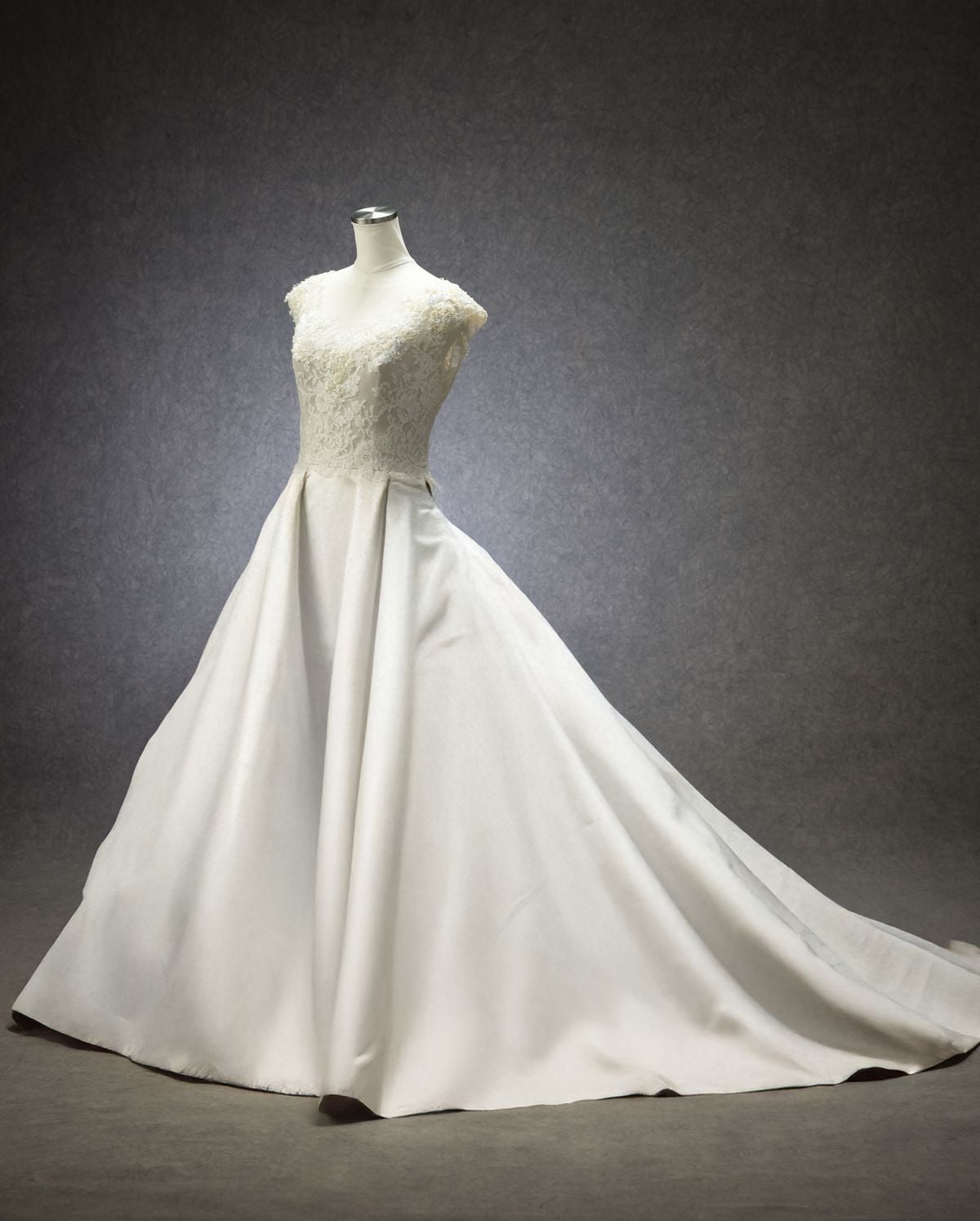 W-116 - ウェディングドレス