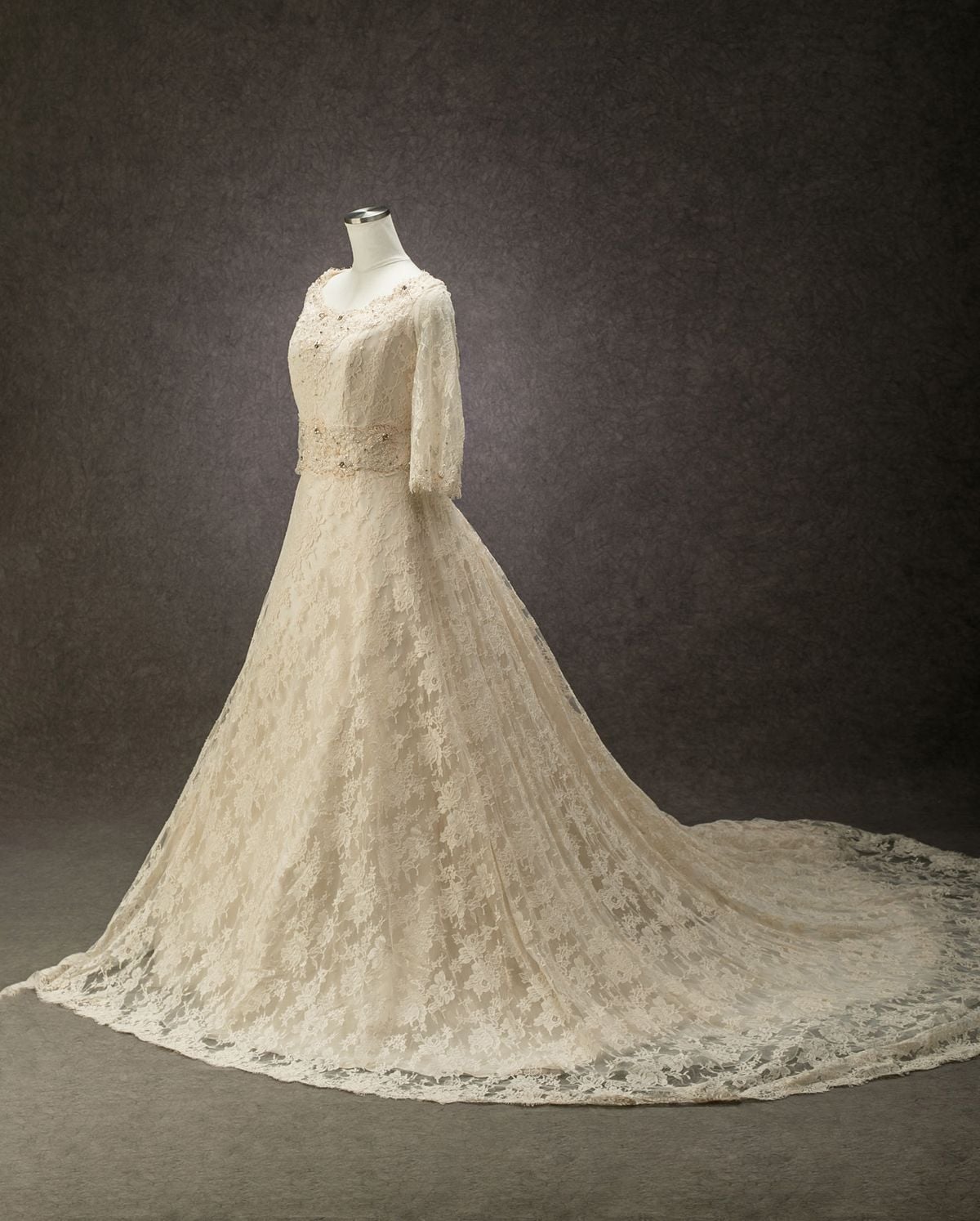 W-117 - ウェディングドレス