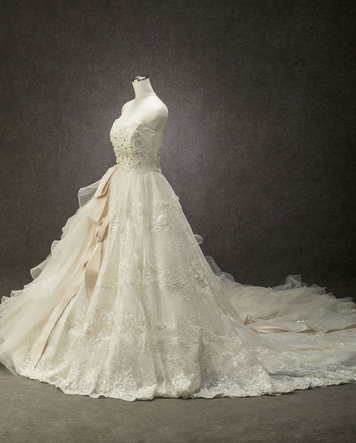 W-120 - ウェディングドレス