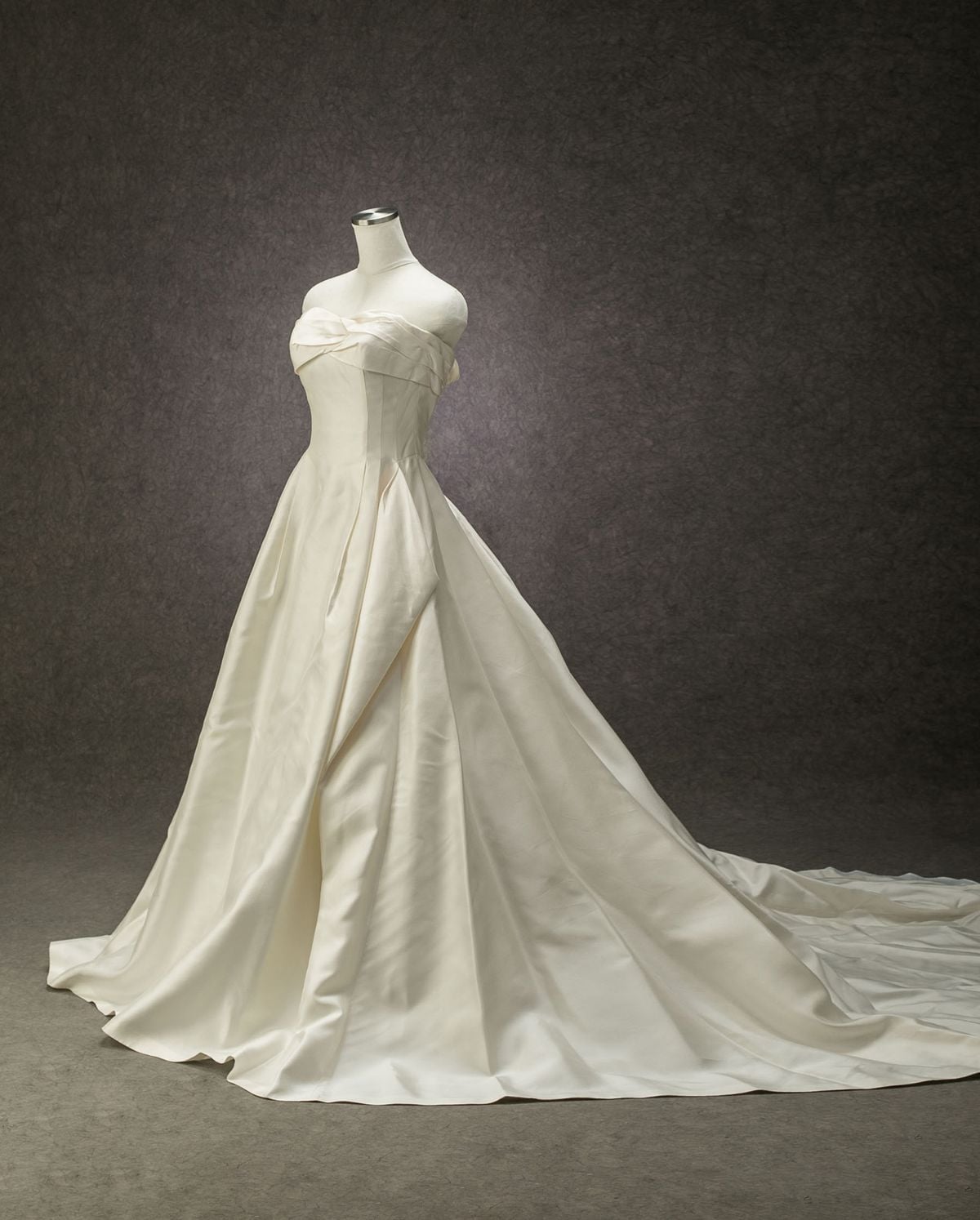 W-127 - ウェディングドレス