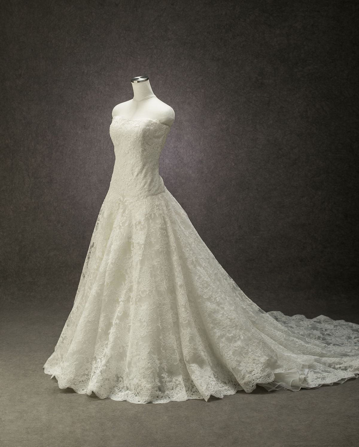 W-128 - ウェディングドレス