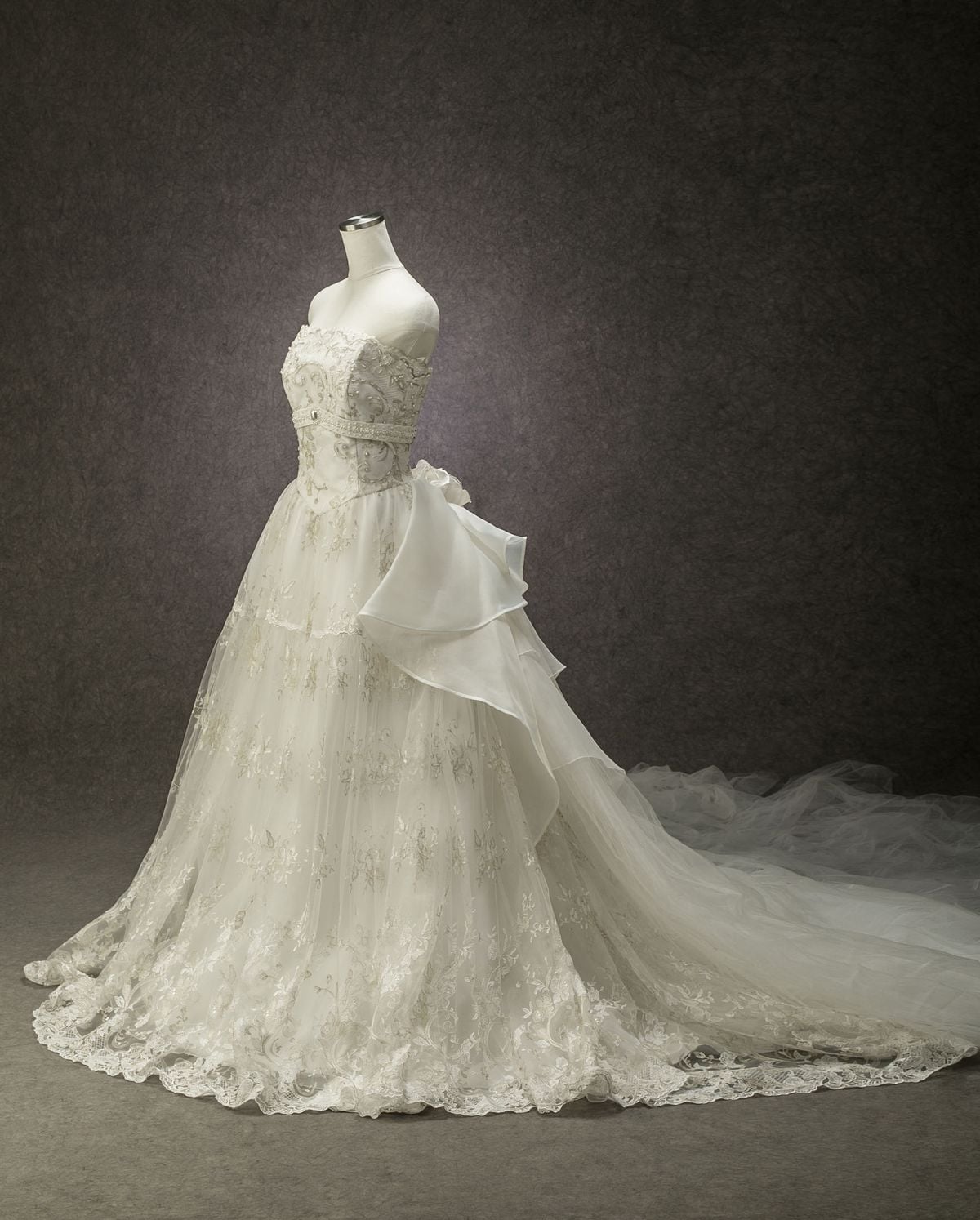 W-132 - ウェディングドレス