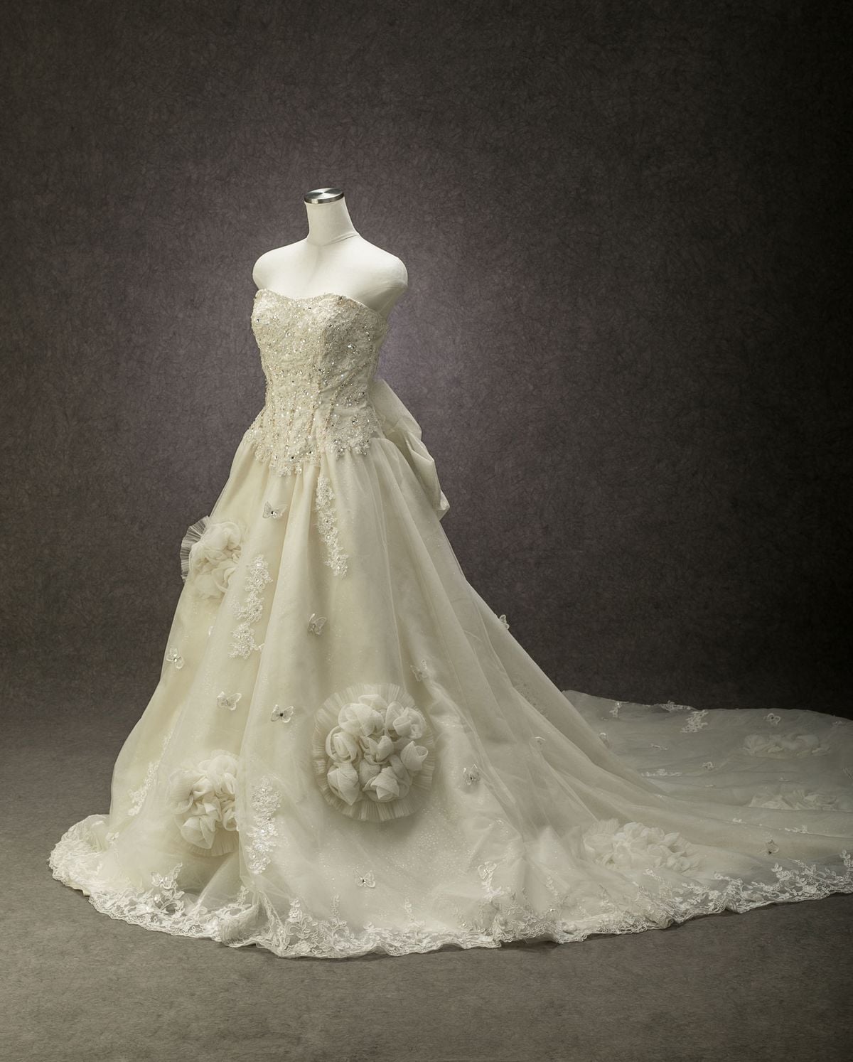 W-139 - ウェディングドレス