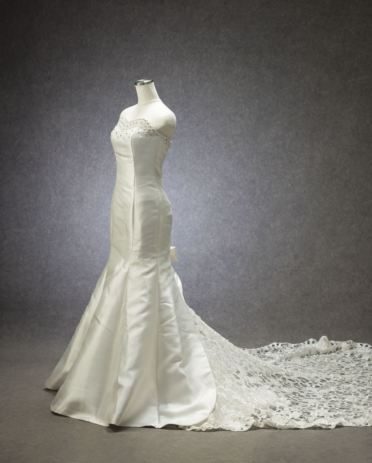 W-143 - ウェディングドレス