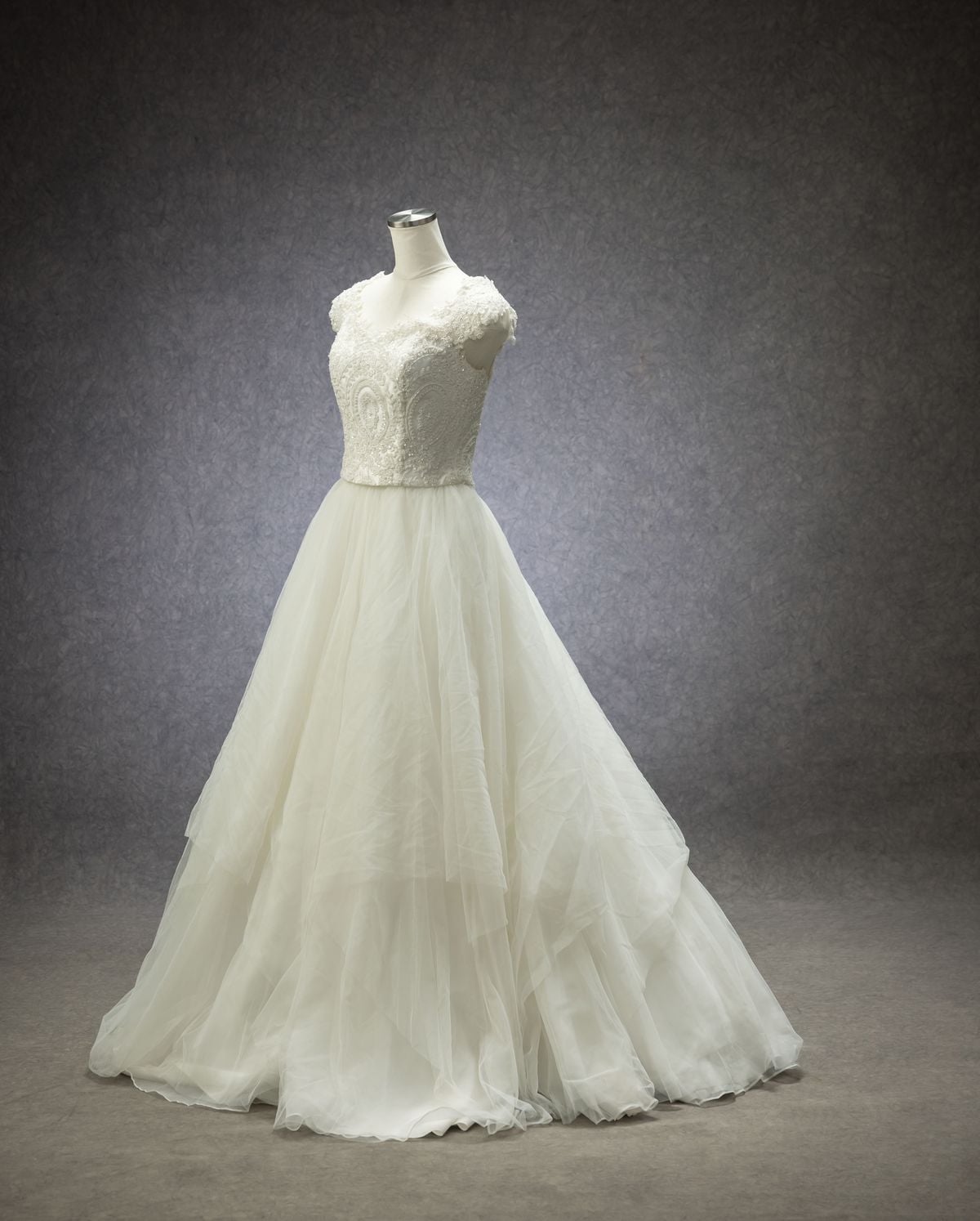 W-19 - ウェディングドレス