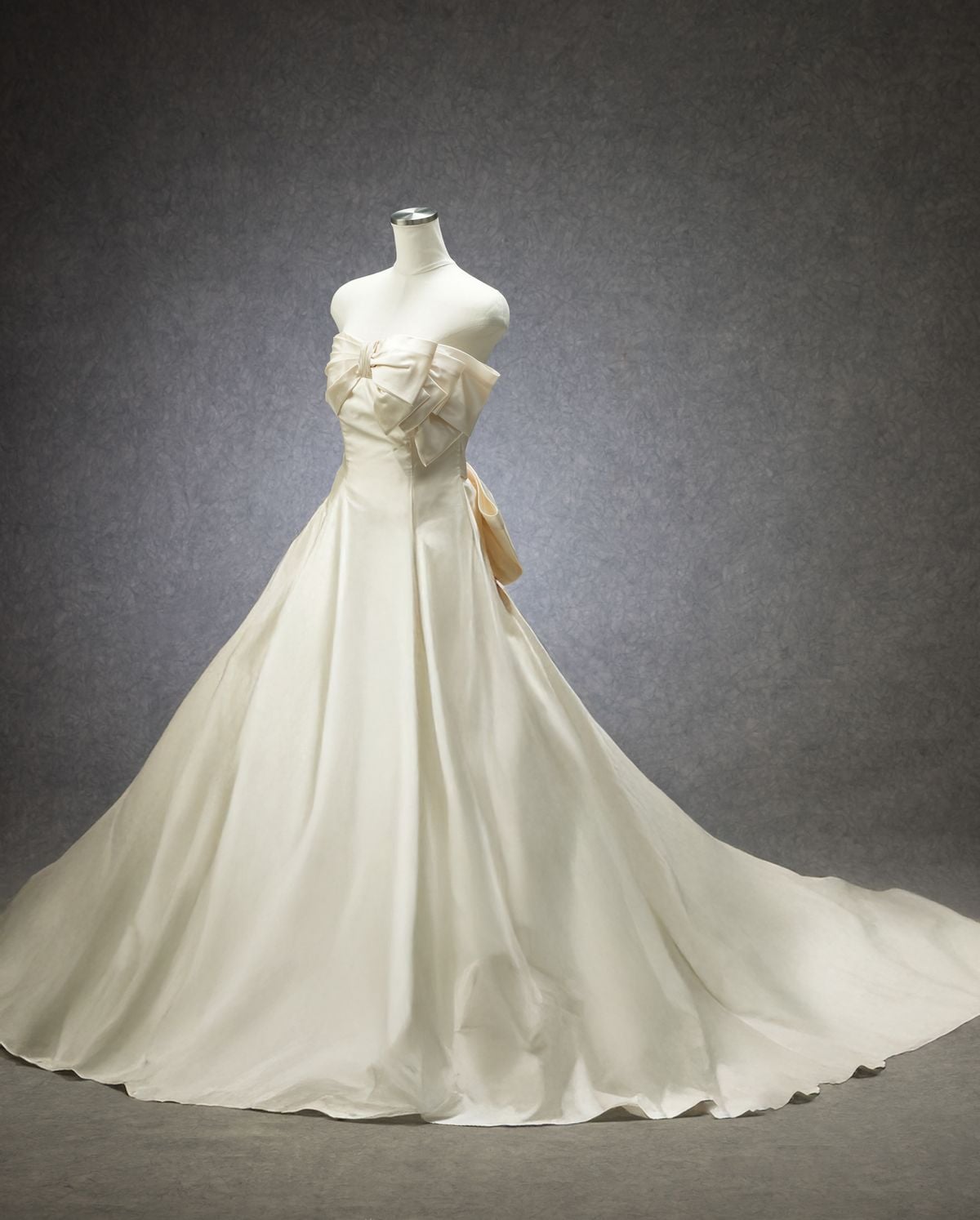 W-199 - ウェディングドレス