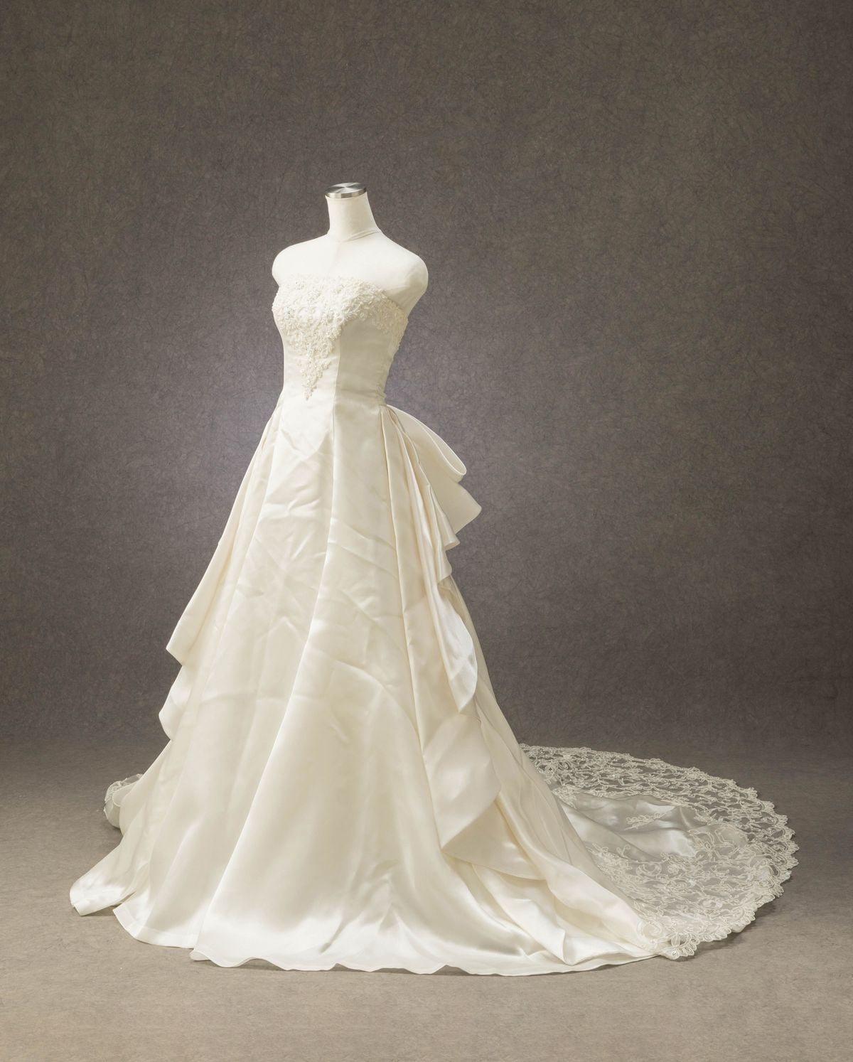 W-213 - ウェディングドレス