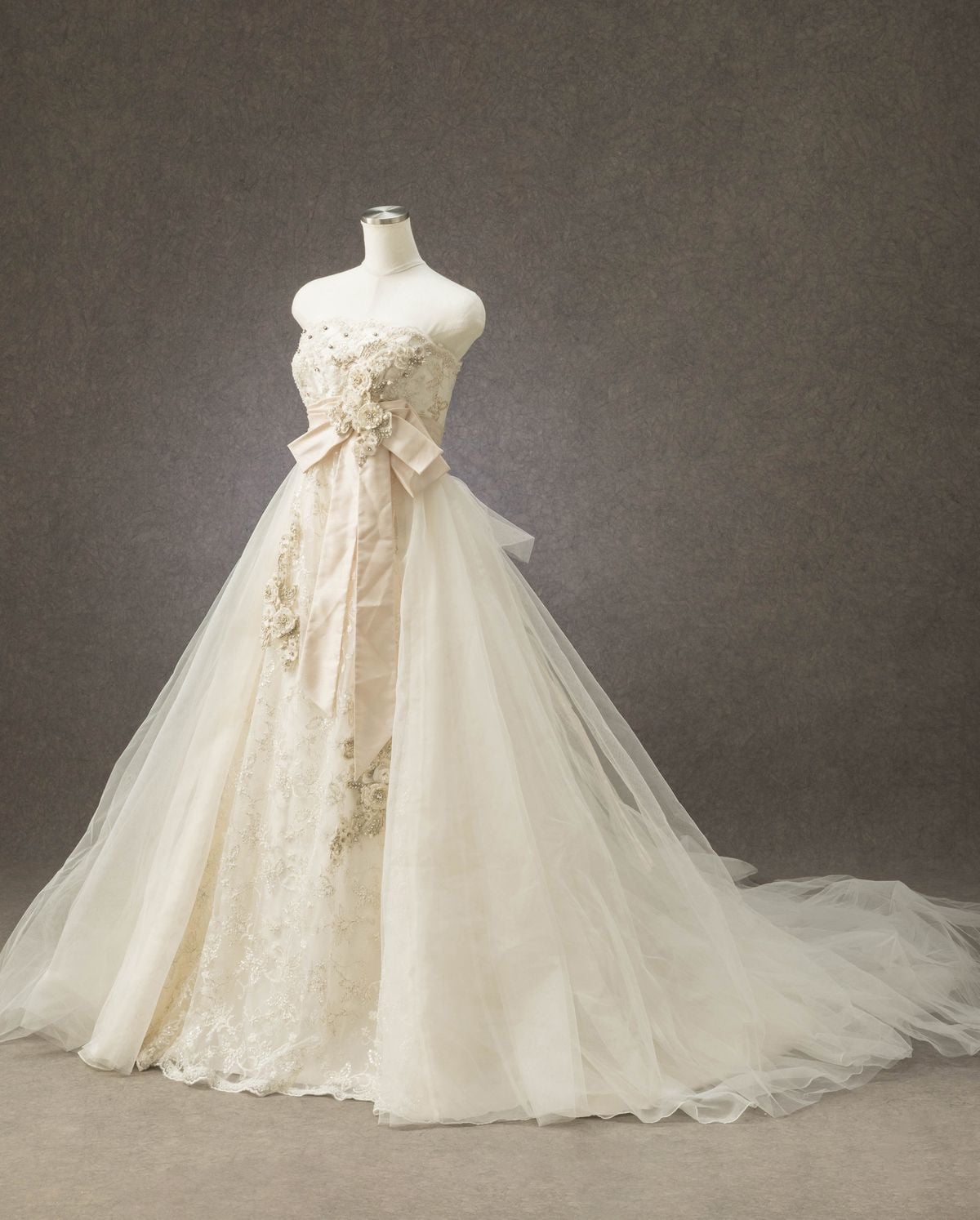 W-220 - ウェディングドレス