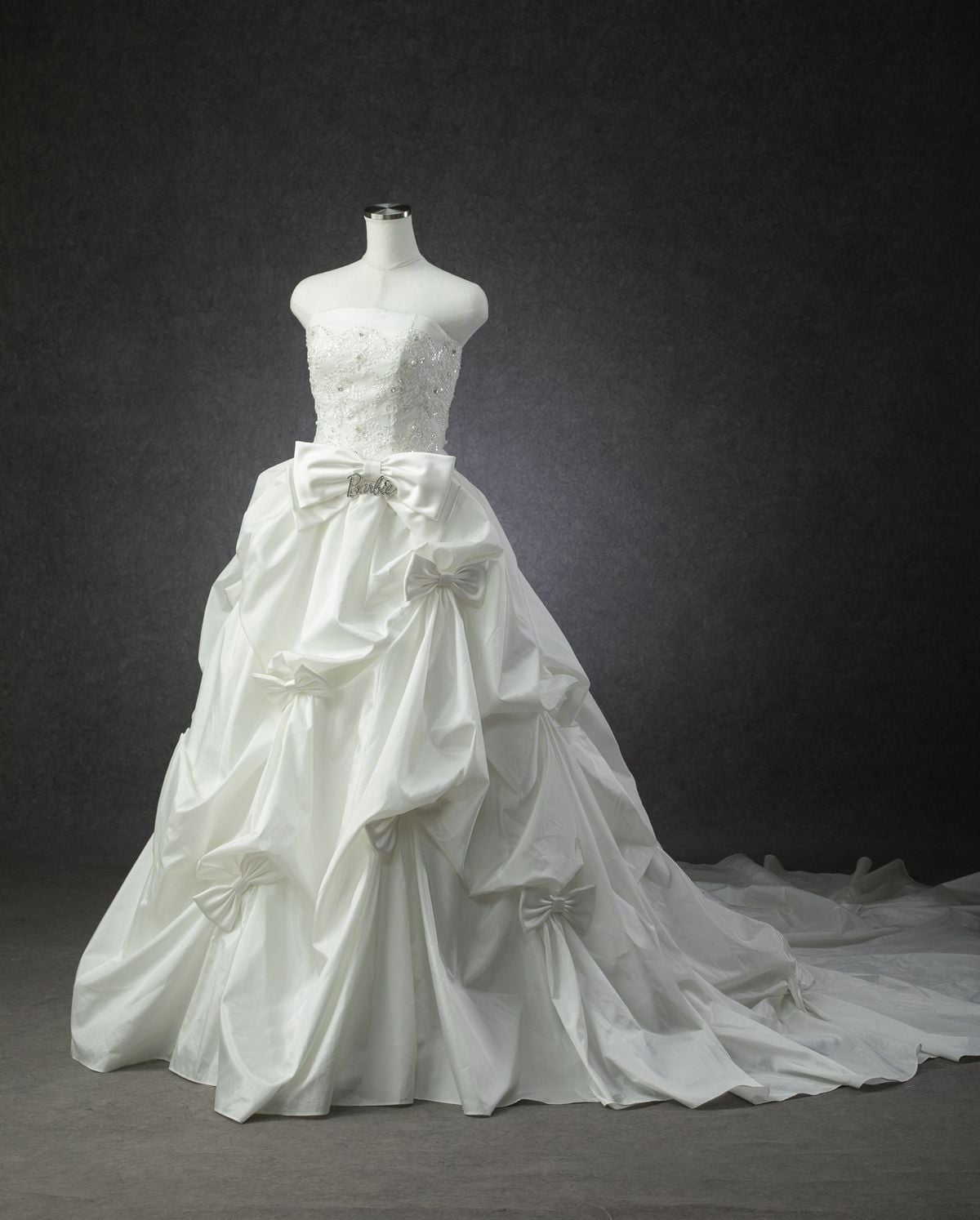 W-28 - ウェディングドレス