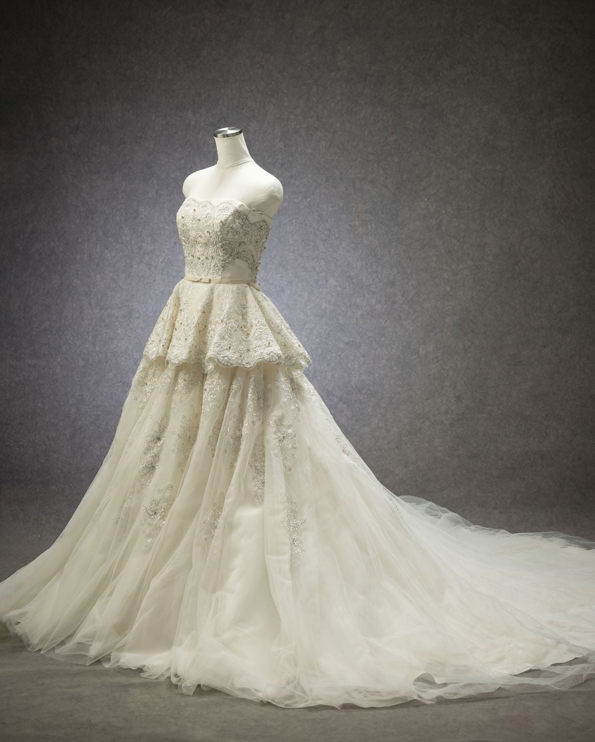 W-30 - ウェディングドレス