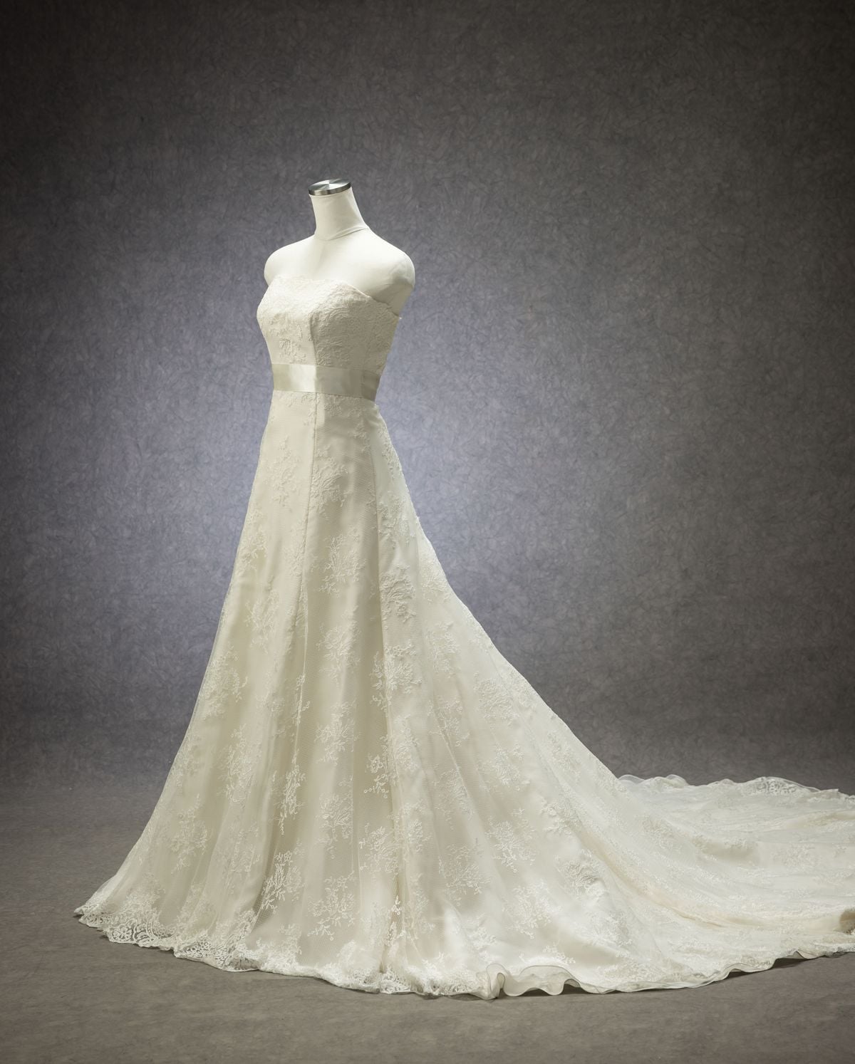 W-65 - ウェディングドレス