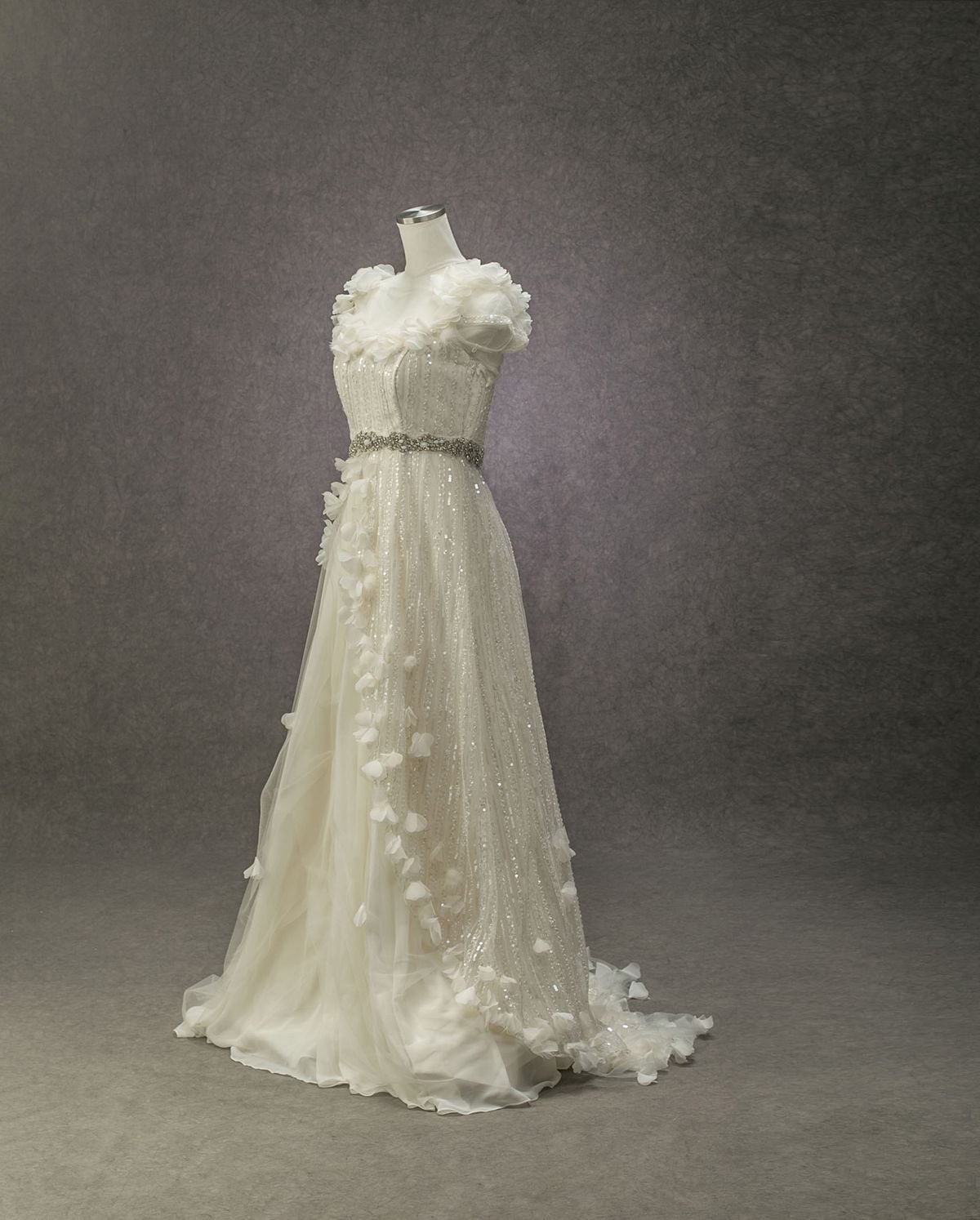 W-67 - ウェディングドレス