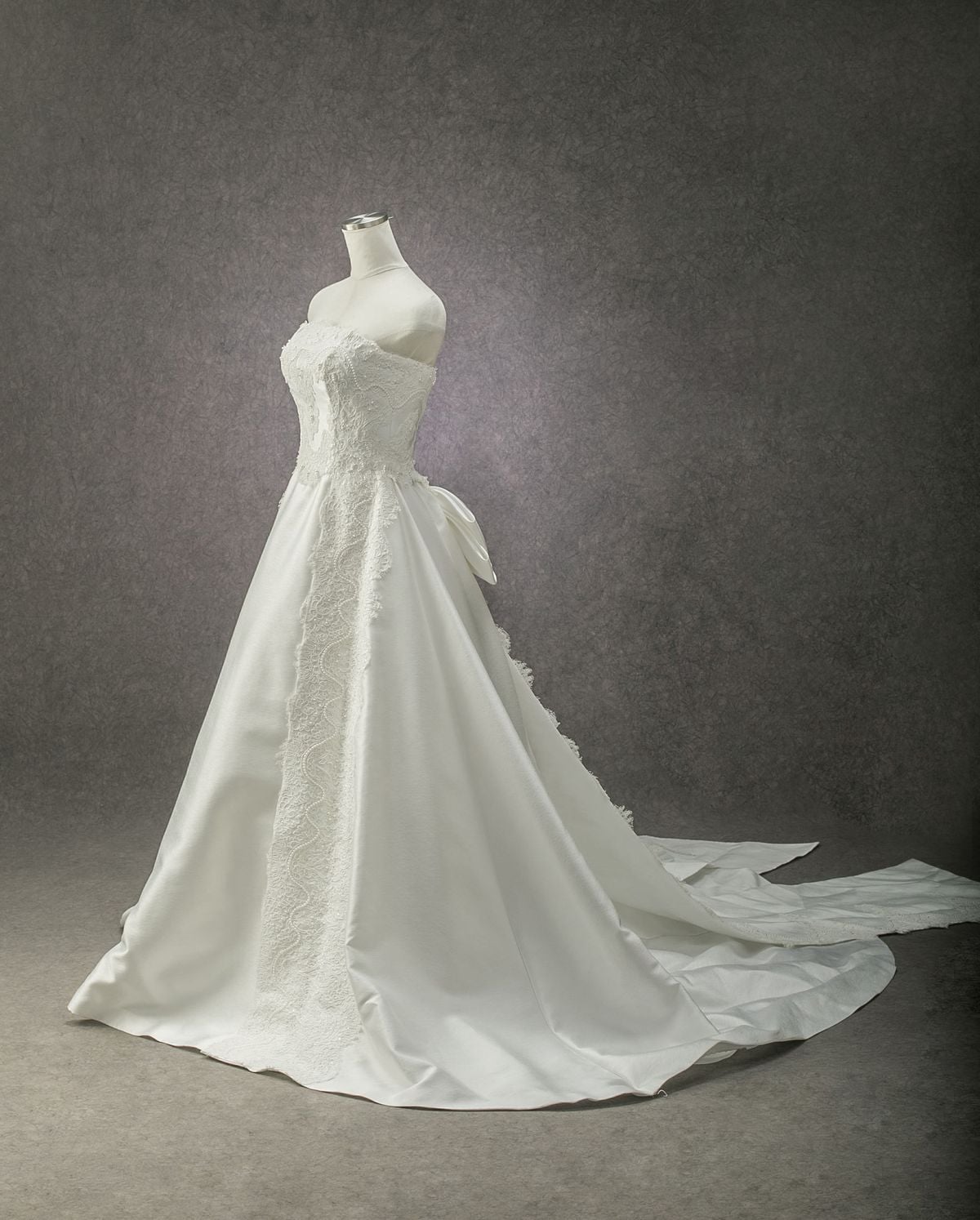 W-73 - ウェディングドレス