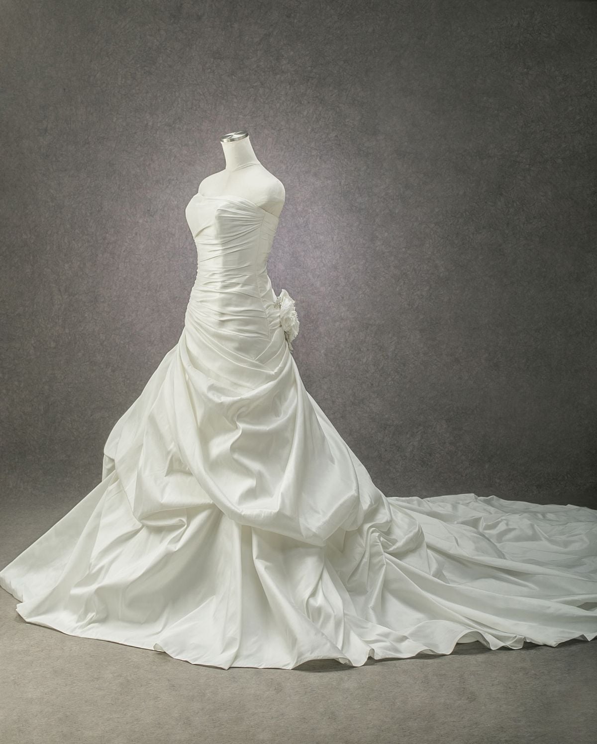 W-75 - ウェディングドレス