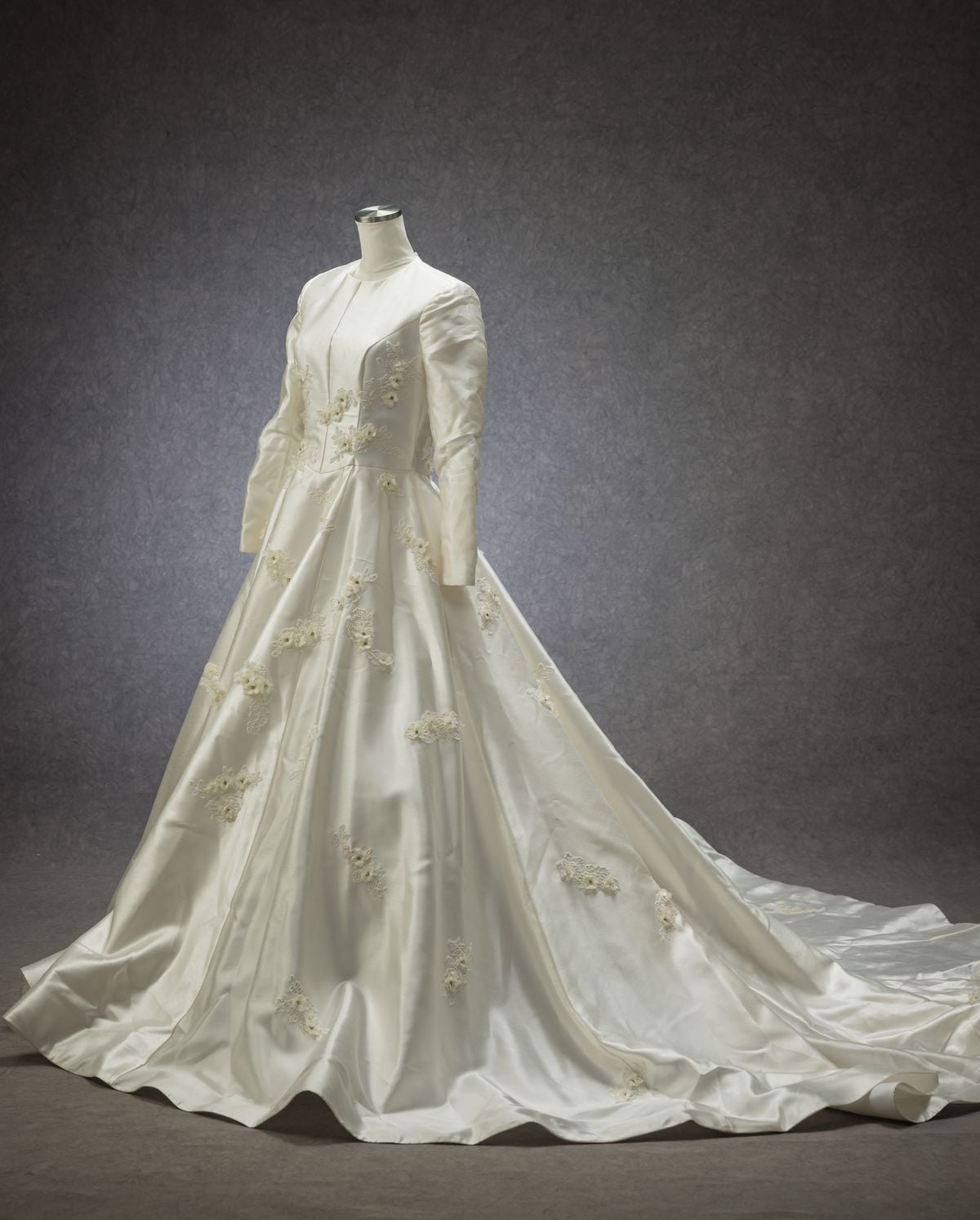 W-79 - ウェディングドレス