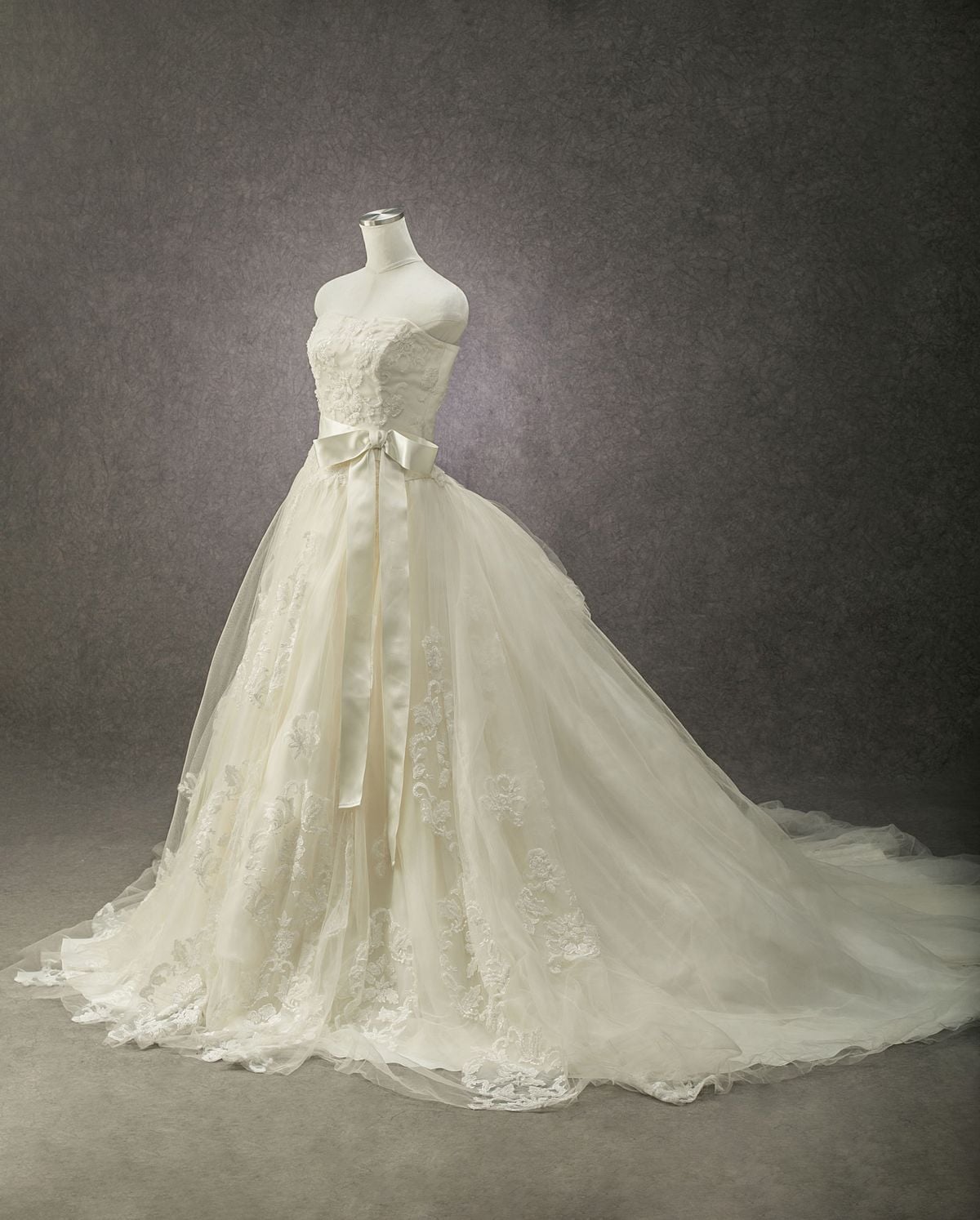 W-83 - ウェディングドレス