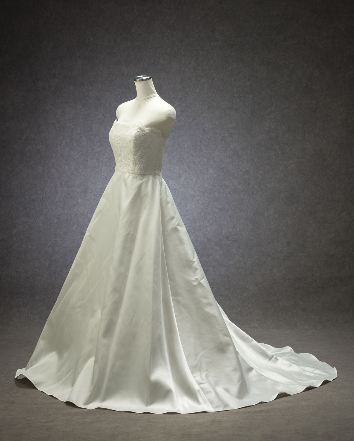 W-94 - ウェディングドレス